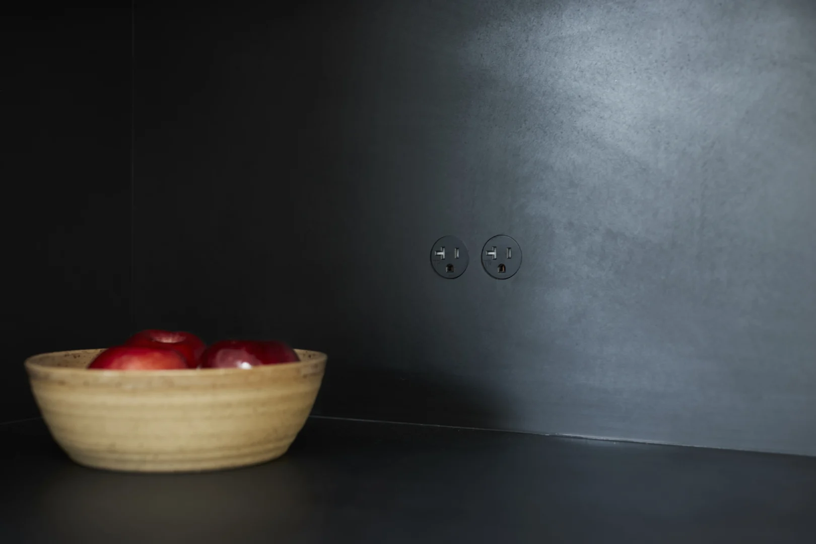 Best Hidden Receptacle Brands for Luxury Looks